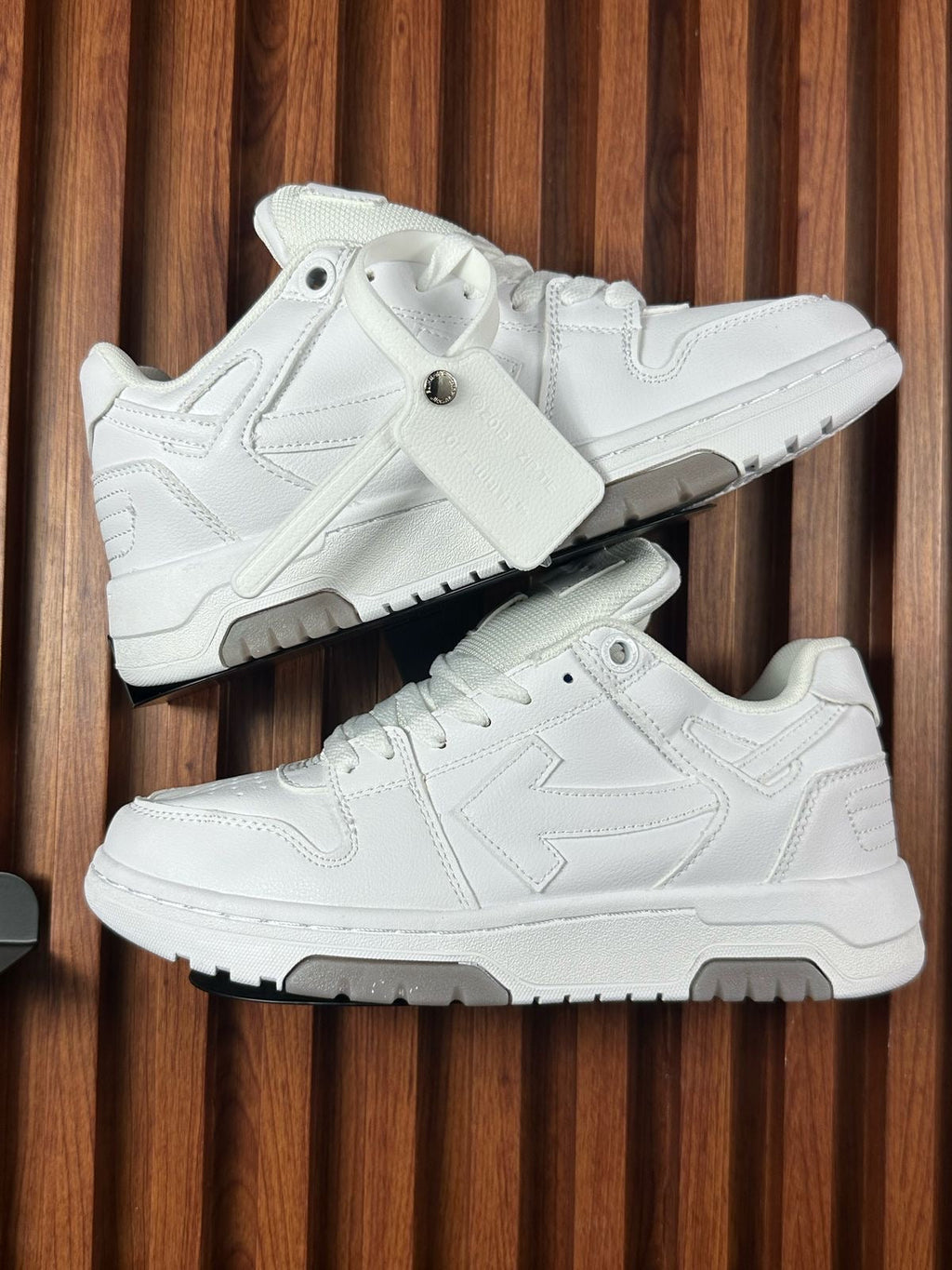 BLANCO ROTO