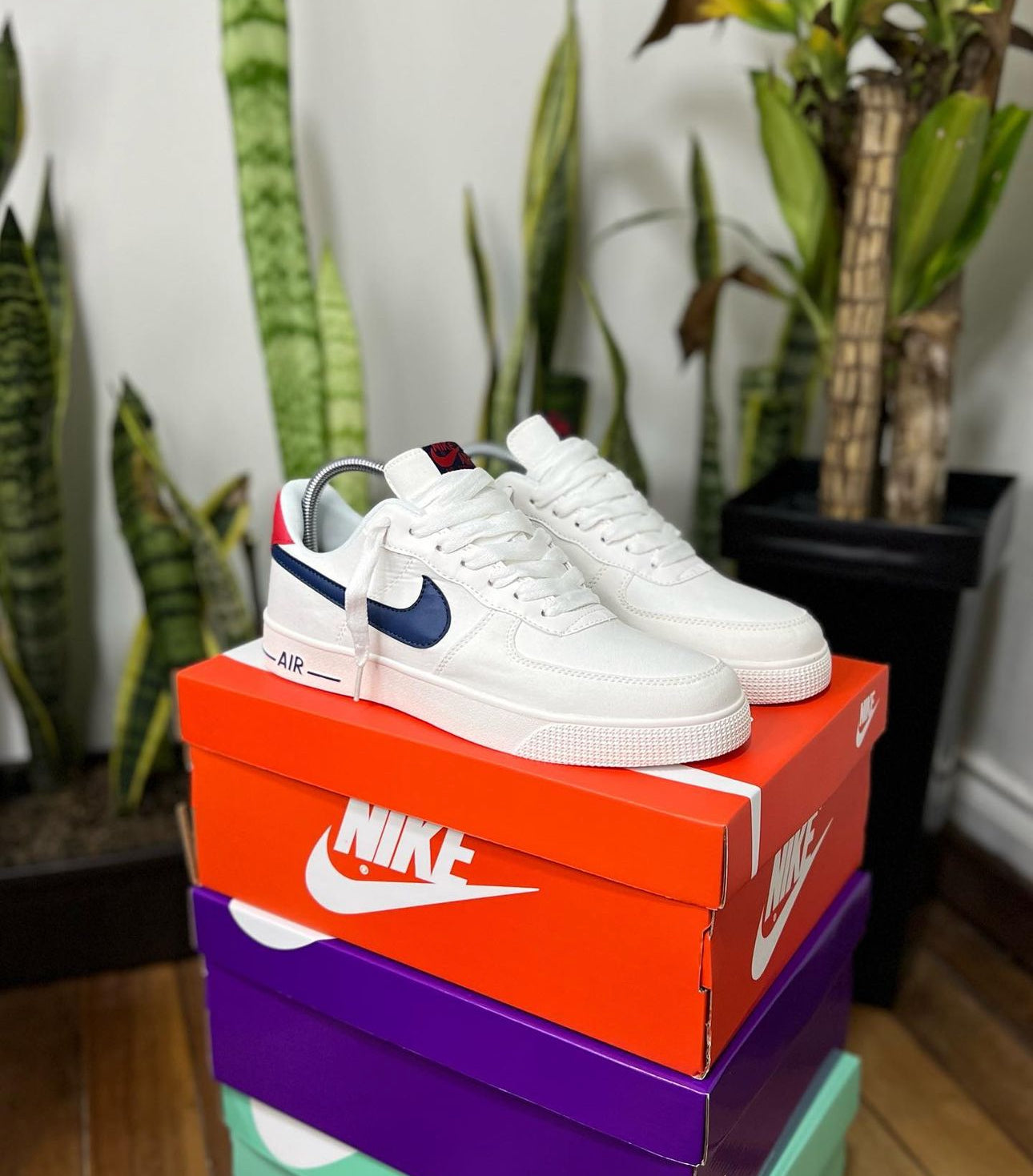 NIKE TABLITA BLANCO - ROJO